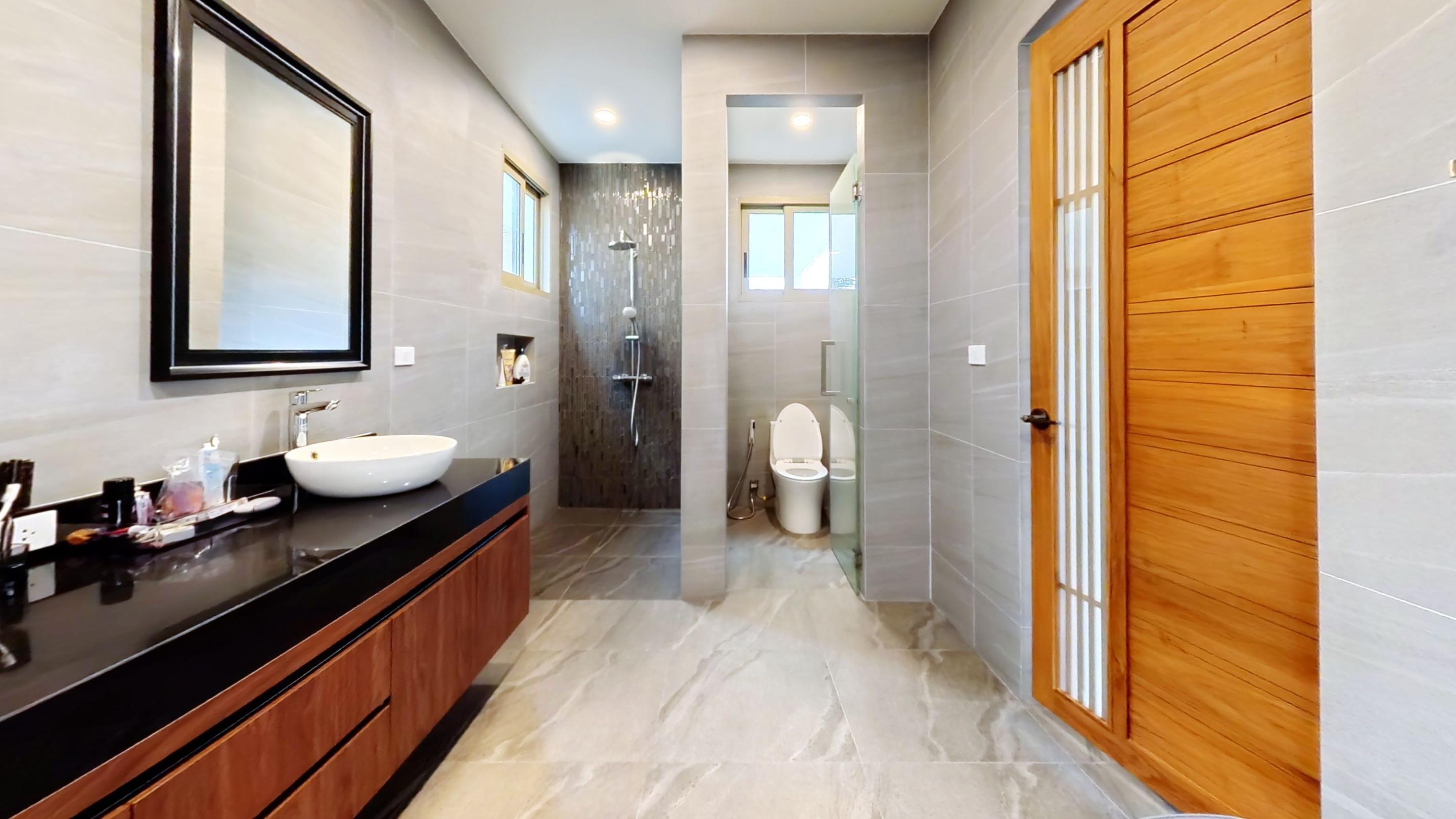Bathroom — detail